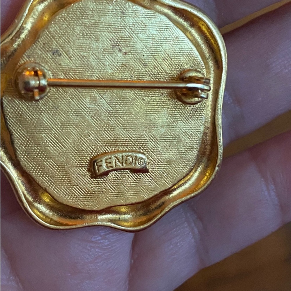 VINTAGE FENDI GOLD-TONE BLACK GLASS INTAGLIO SEAL FENDI LOGO CREST SIGNED, 1980